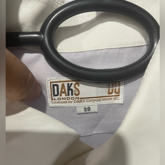 DAKS half sleeves shirt. Size Large 42cms. Used mildly condition 10:10 - Picture 5 of 5